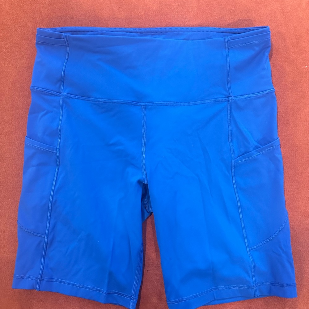 Lululemon Fast + Free High Rise Short 8" size 10 blue